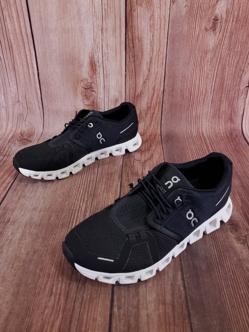 *READ* On Cloud 5 Womens Size 9 Black White Athletic Running Shoes Sneakers Mesh